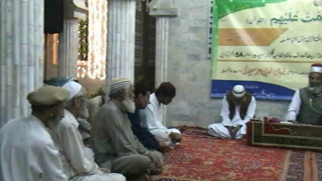 A Mahe Aalam Suhz-e-Munn by Shara-e-Masnavi: Hazrat Allama Dr.Qazi Burhan uddin Ahmed Saeedi