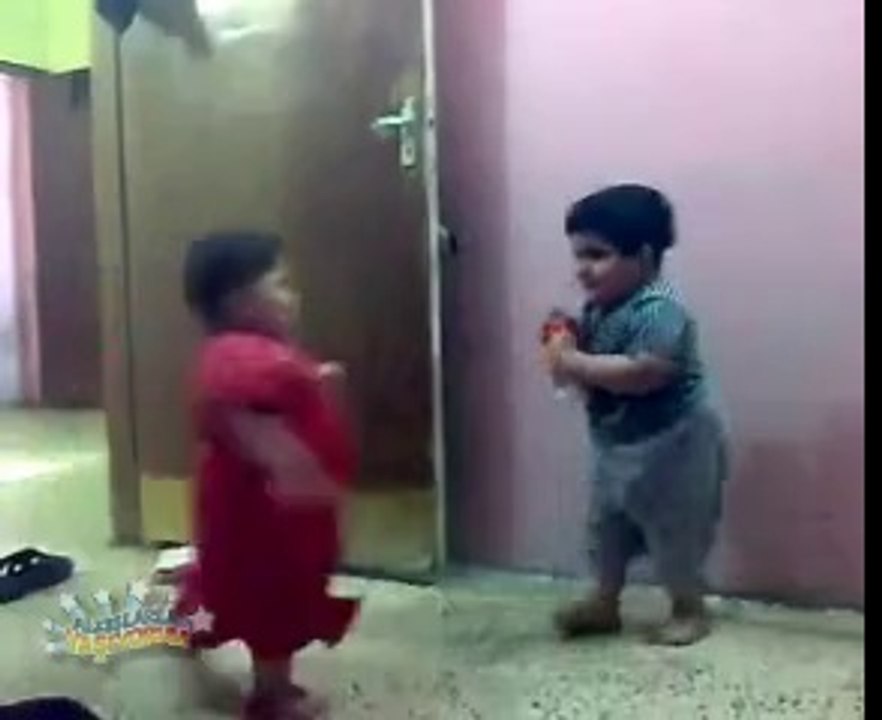 Dünyanın En Tatlı Dövüşü