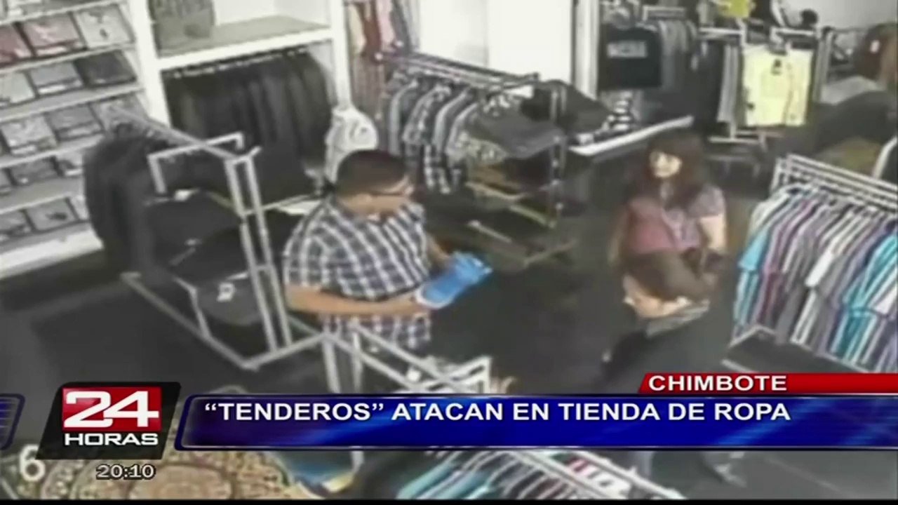 Chimbote: 'tenderos' ataca a tienda de ropa y se llevan decenas de prendas