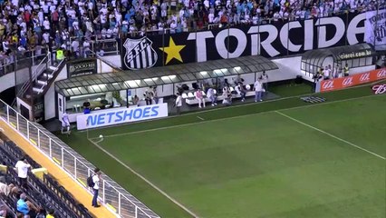 Em fase ruim, Santos empata sem gols com o Grêmio na Vila