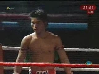 Kaoklai Kaennorsing vs Azem Maksutaj