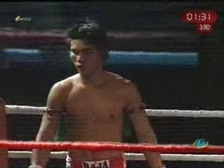 Kaoklai Kaennorsing vs Azem Maksutaj