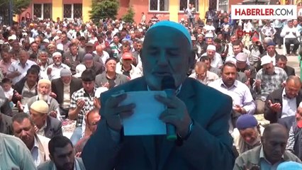 Nevşehirde Çiftçiler Ellerini Yağmur Duası İçin Açtı