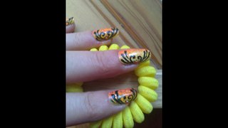 Tuto Nail Art : .-*Dégradé orange et jaune avec arabesques*-.