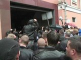 Ukraine: 2.000 pro-russes ont lancé un assaut contre le siège de la police à Odessa - 04/05
