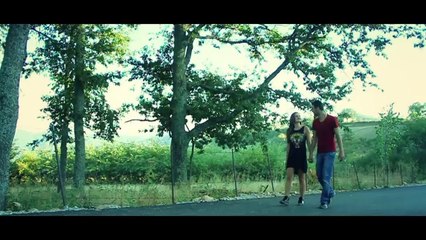 Laura Musolli - Zemrën pse se hap