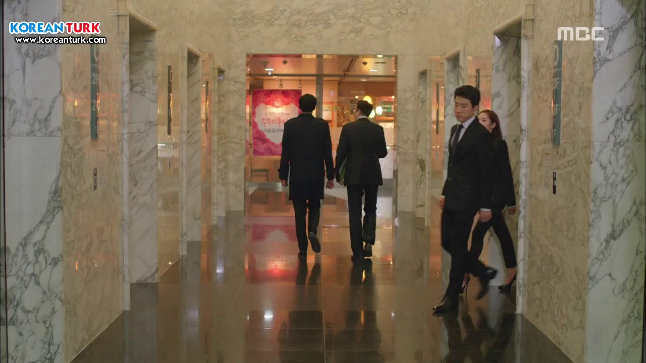 af.E02.clip1