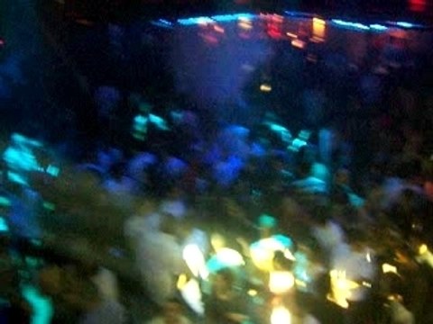 DJ Sergio aux platines du platinium