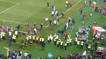 [03-05-2014 FIORENTINA-NAPOLI 1:3] Fischio finale e invasione di campo finale TIM Cup LIVE dalla curva ospiti