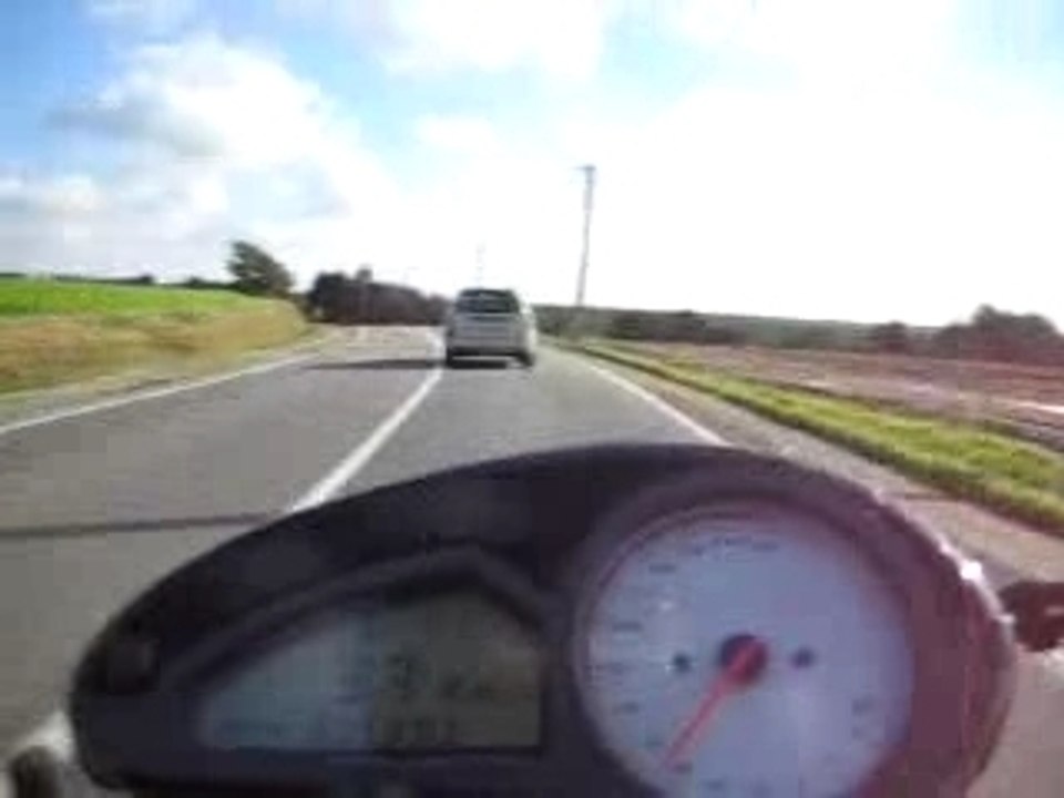 MV Brutale 910 inside