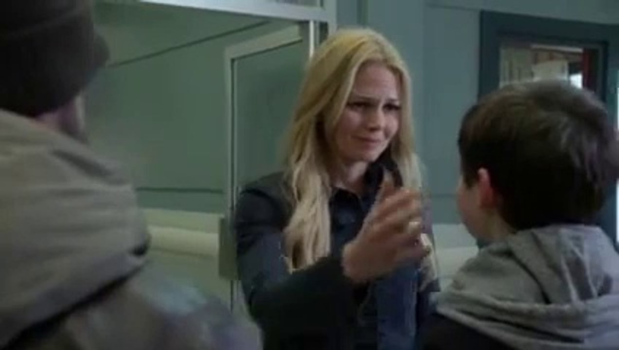 Hook & Emma Team Up 3x20 Once Upon A Time