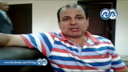 شاهد .. والد " السيسي" بالمنوفية يعدل عن إضرابه عن الطعام بعد مقابلة وكيلة الوزارة