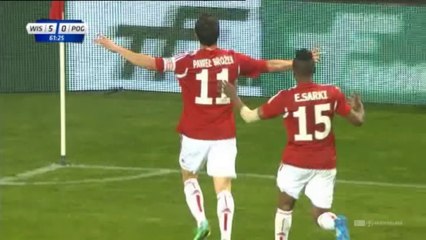 Pologne - Un lob somptueux de 35 mètres !