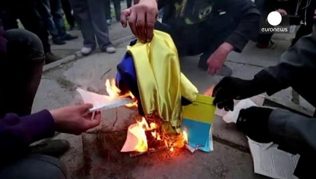 Las ciudades ucranianas en manos rebeldes refuerzan posiciones