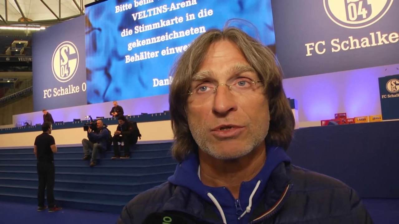 Schalkes U-19-Coach Elgert: 'Der Hype ist riesig'