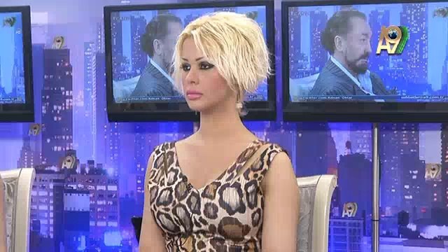 Müslümanlara manevi destek çok önemlidir.