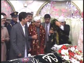 President Zardari along with Bilawal bhutto zardari visits Data  Darbar