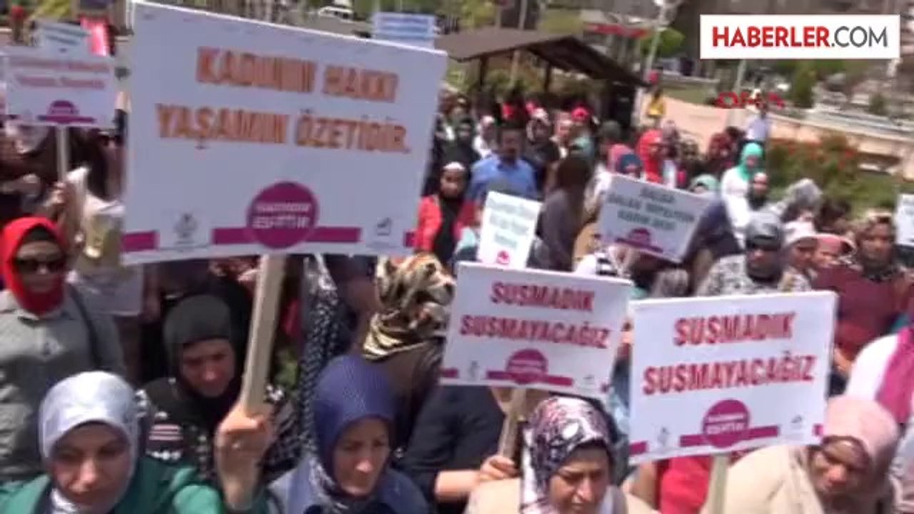 Mardinli Çatom Üyesi Kadınlar, Kadına Şiddeti Protesto Etti 1mardinli Çatom Üyesi Kadınlar, Kadına...