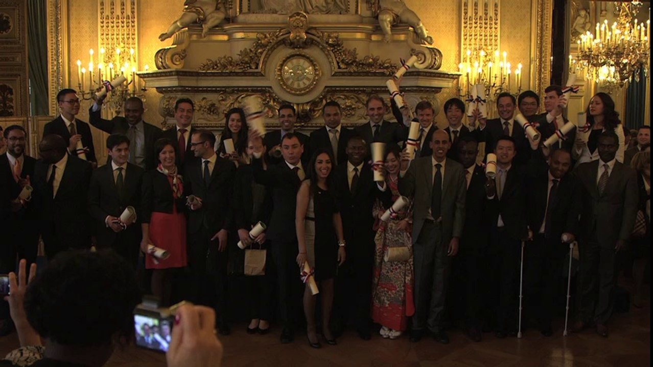 Cérémonie de remise des diplômes aux élèves étrangers de l'ENA (23/04/2014)