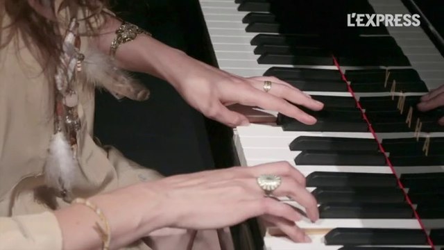 Printemps de Bourges: Emilie Simon en session piano