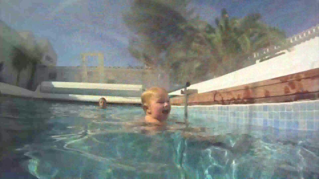 Cours piscine Bébé nageur Cap d'Agde