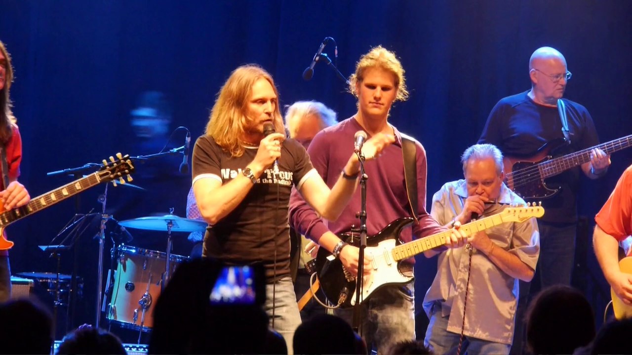 Jon Trout & Guests - Going Down - Finale Walter Trout Benefit Night
