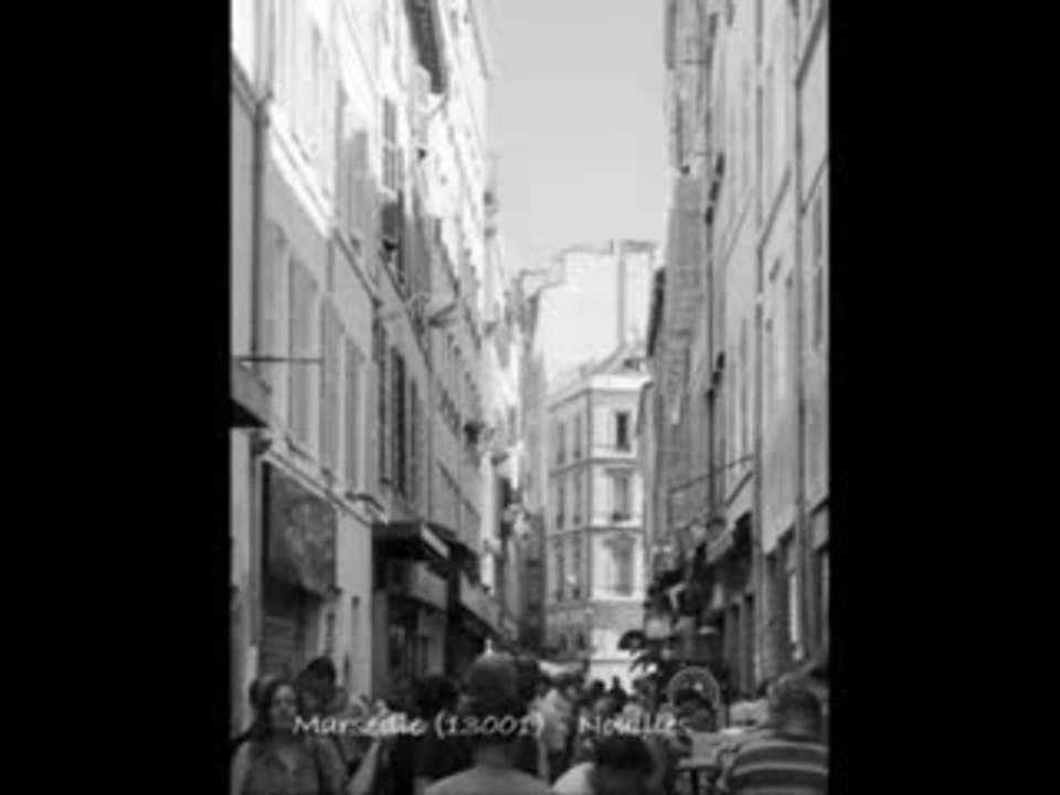Marseille (13) : visite du quartier "Noailles"