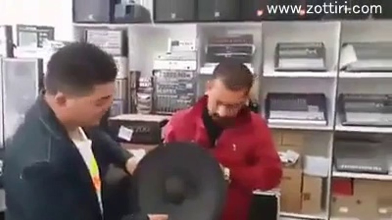 Yeni Bass Hoparlör Deneyen Aksaraylılar