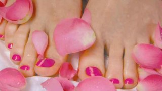 5 easy steps for  pedicure