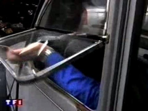 Journal de 20h 2006 - Expo Garage Pierre