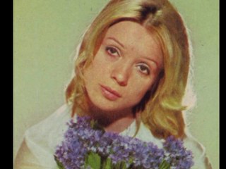 MIHAELA MIHAI - Sub Un Petec De Cer