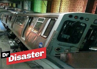 Un train fou rate son arrêt en gare de Chicago et détruit tout sur son passage / Dr Disaster