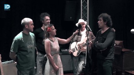 Agde : Anne Sophie reçoit Mike Latrell