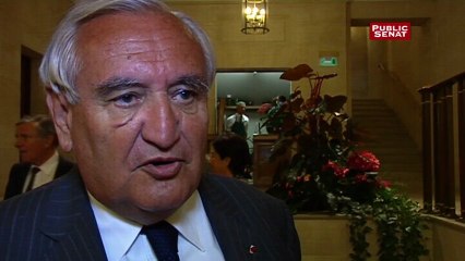 Report des régionales : Raffarin « invite les socialistes à se souvenir de Barbara »