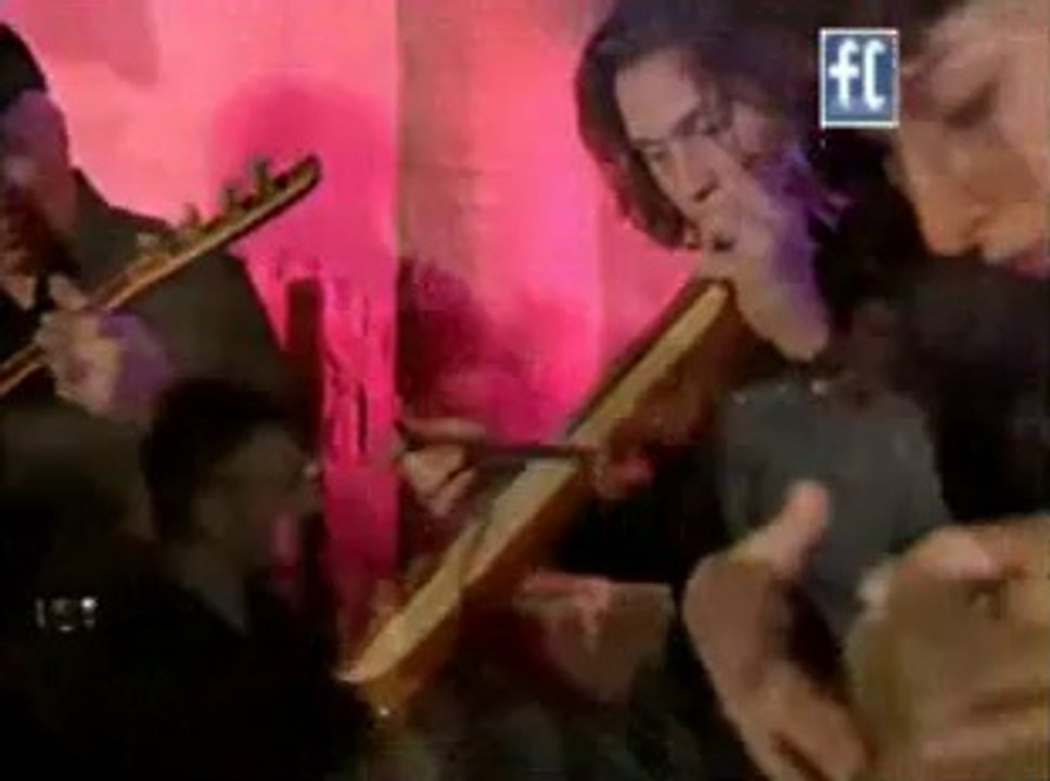 GÜNGÖR YILDIZ .onay şahin  şu karşıki meşeyi karıncalar eşeyi