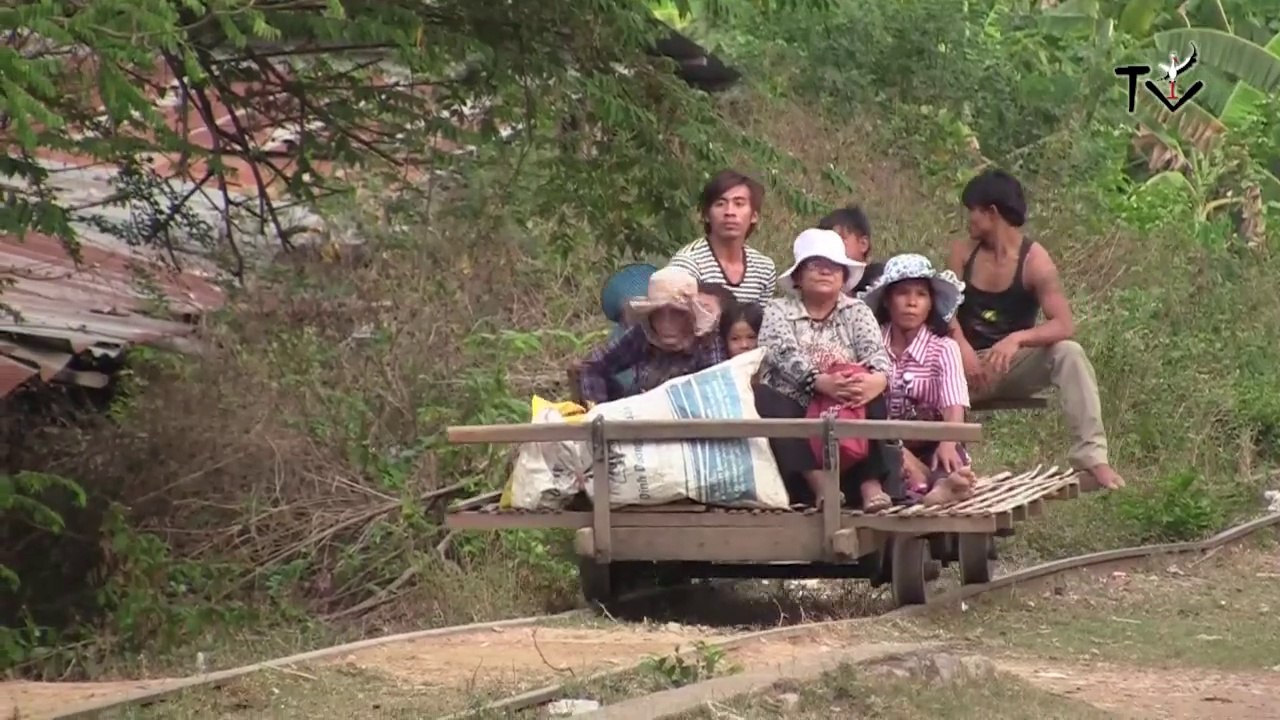 Le train de bambou (Cambodge)