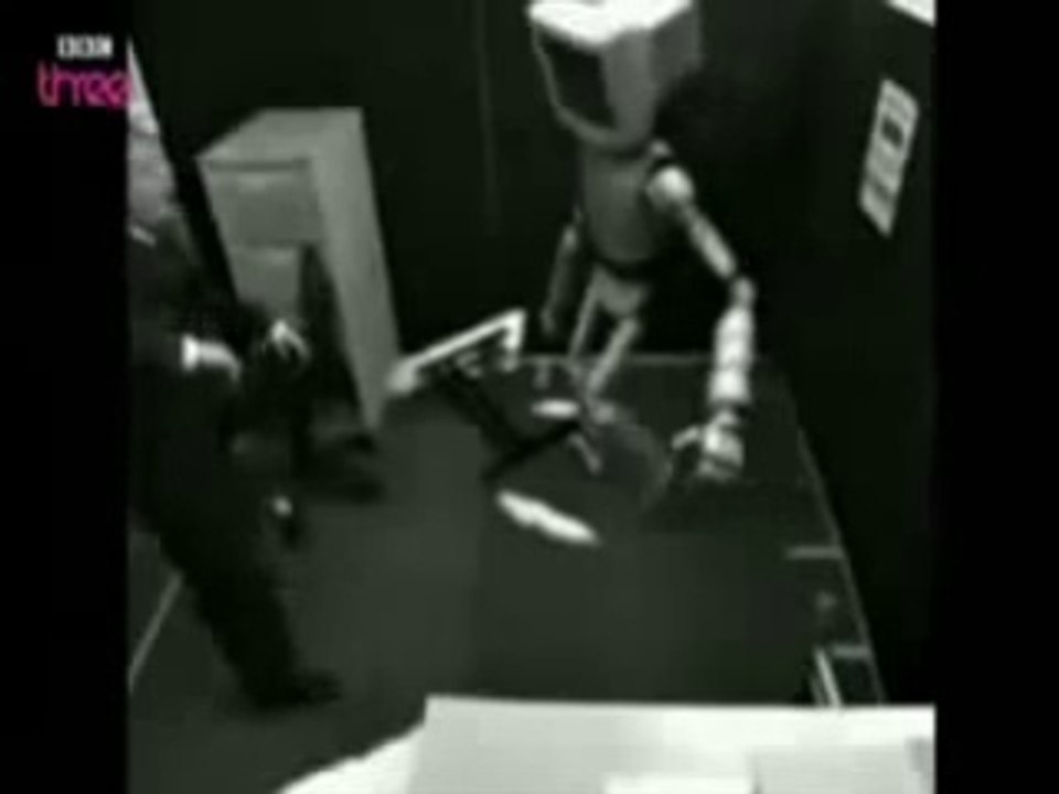 Un ordinateur pète un câble !