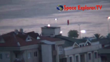 Bu uçan acayip şeyin ne olduğu anlaşılamadı.