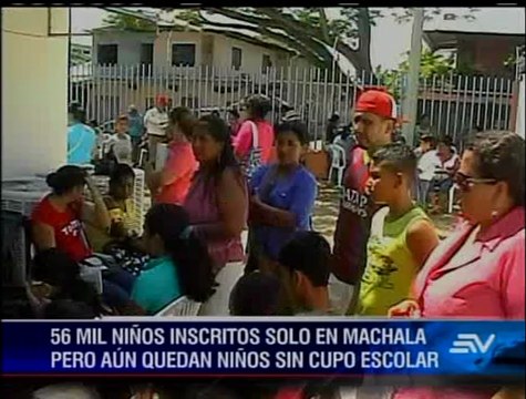 Aumentan las quejas de padres en Machala por cupos estudiantiles