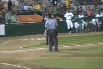 Home Run de Cory Aldridge de Sultanes de Monterrey (03-04-2014)