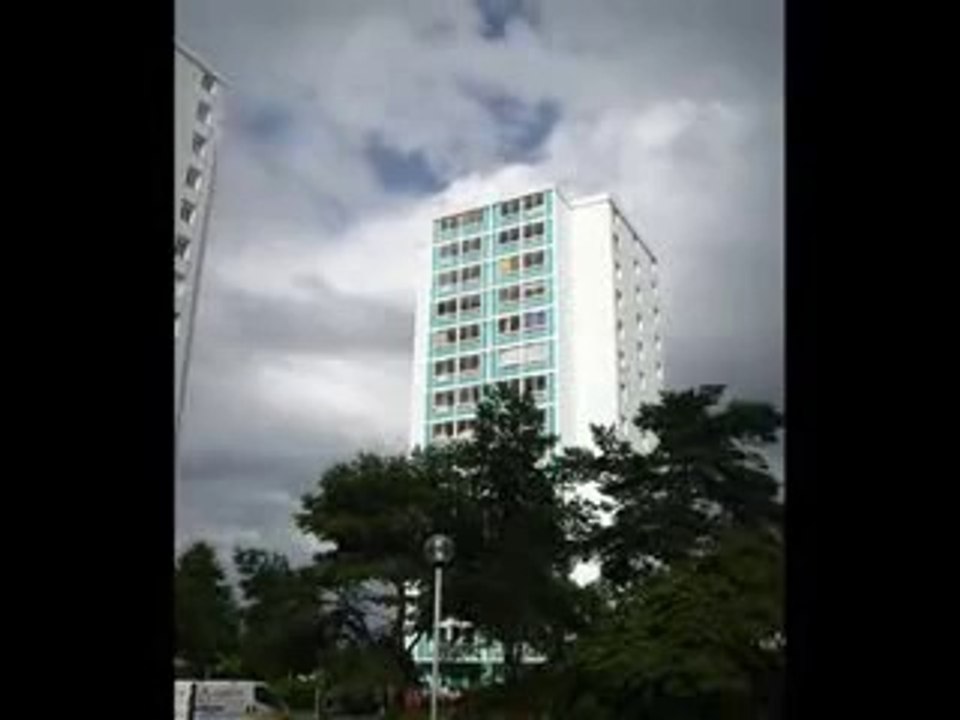Saint-Brieuc (22) : visite de la cité "Croix Saint-Lambert"