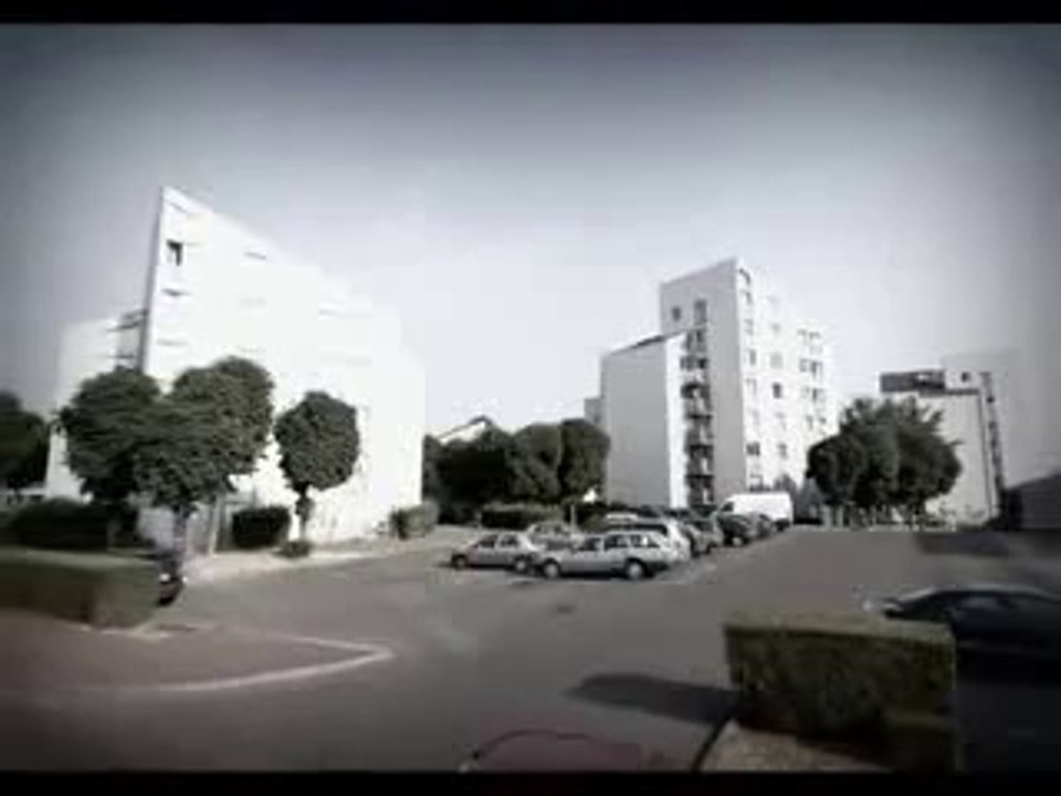 Noisiel (77) : visite du quartier "La Ferme du Buisson"