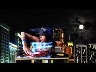 Anushka To Cut  Her Hair Short