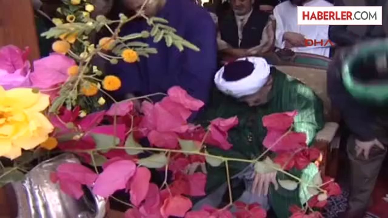 Nakşibendi Tarikatı Liderı Şeyh Nazım Hayatını Kaybetti