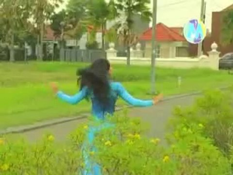 PANDANGAN PERTAMA ida laila visual gayu @ lagu dangdut
