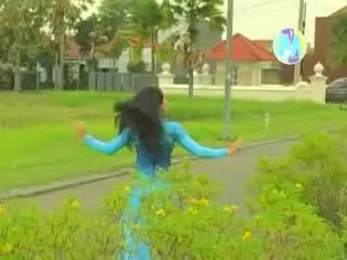 PANDANGAN PERTAMA ida laila visual gayu @ lagu dangdut