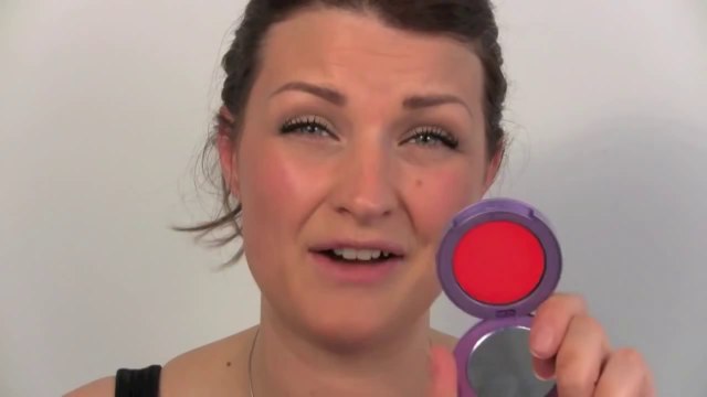 EASY MAKE-UP TUTORIAL - MY WEARABLE RED LIPS LOOK