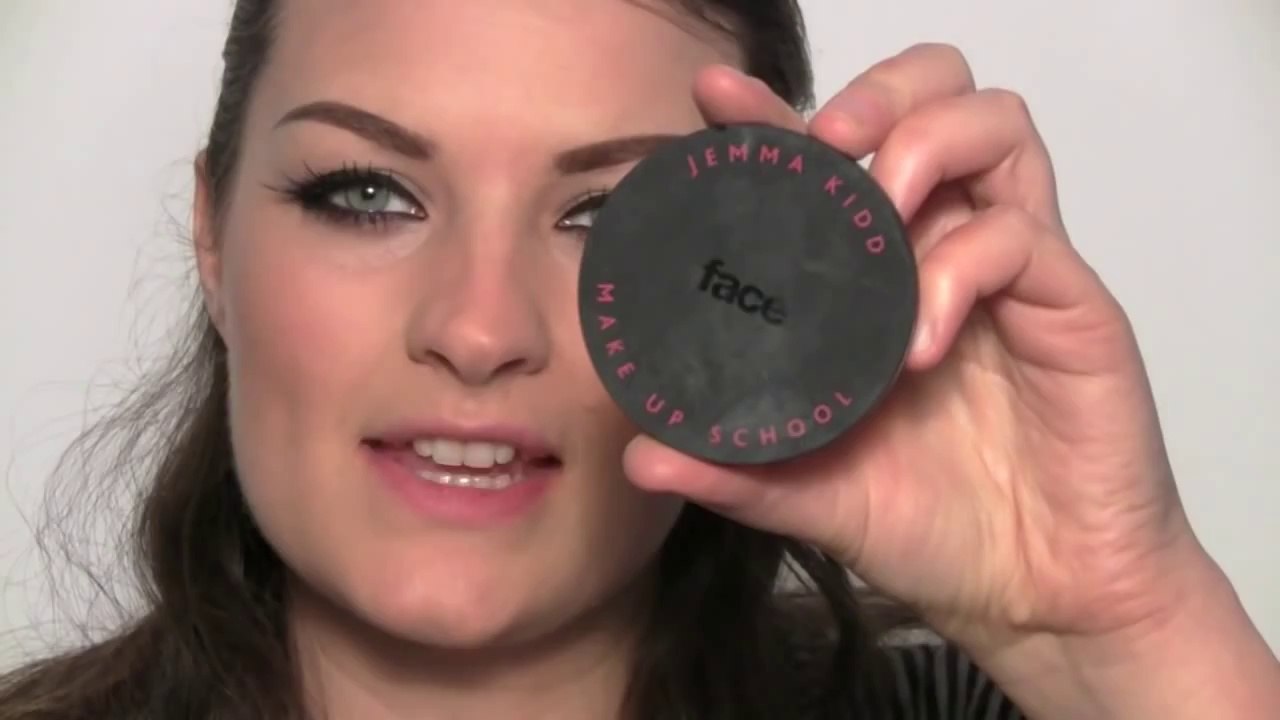 EASY QUICK NIGHT OUT MAKE-UP & HAIRSTYLE