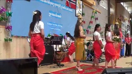 ពិធីទទួលទេវតាឆ្នាំថ្មី ឆ្នាំមមី ព.ស ២៥៥៨ គ.ស២០១៤ Den Kambosjansk forrening & Khmer Buddist forening Norway