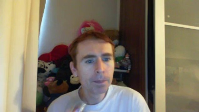 Wiwi égratigne la vie l'amour la mort de Nana Mouskouri